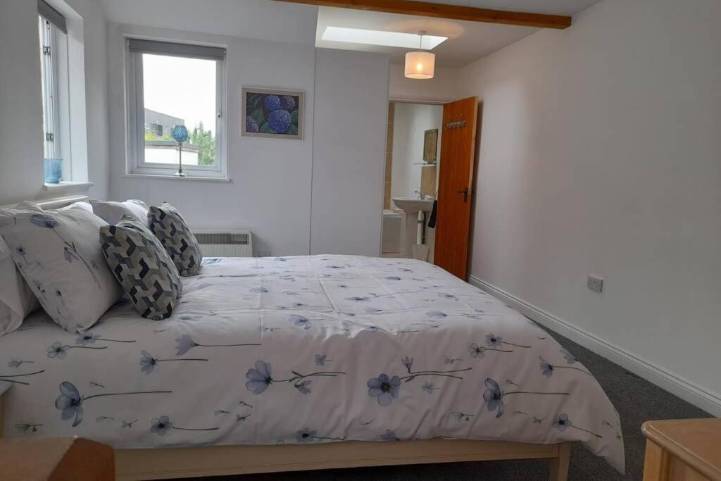 Town Centre Cottage تِوْكيسبوري المظهر الخارجي الصورة