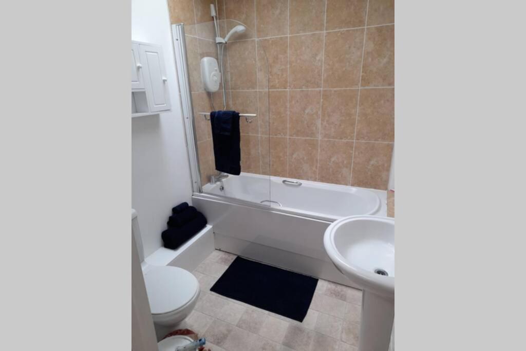 Town Centre Cottage تِوْكيسبوري المظهر الخارجي الصورة